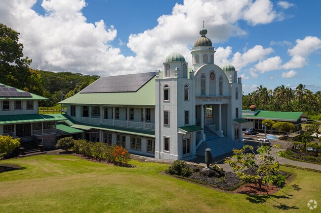 Historical architecture adds to the charm of Kea'au.