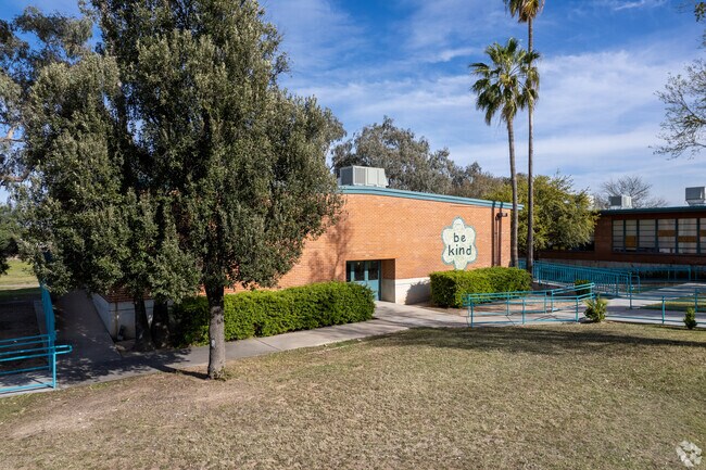 Students can attend Hudlow Elementary School.