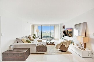 20355 NE 34th Ct, Aventura, FL 33180