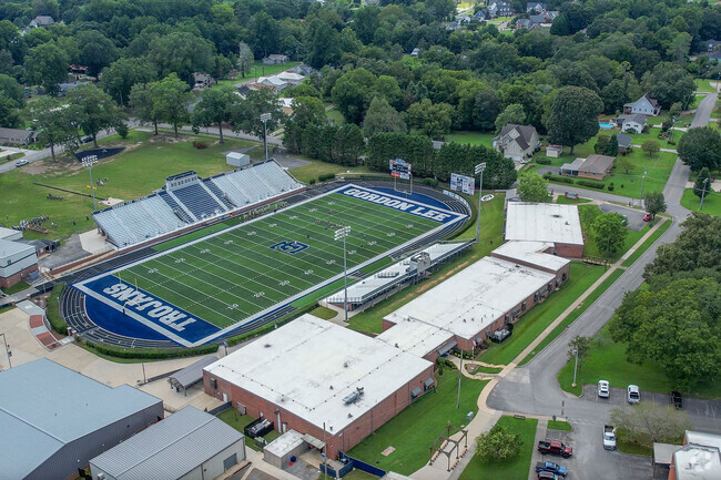 Gordon Lee High School is an above average, public school located in Chickamauga, GA.