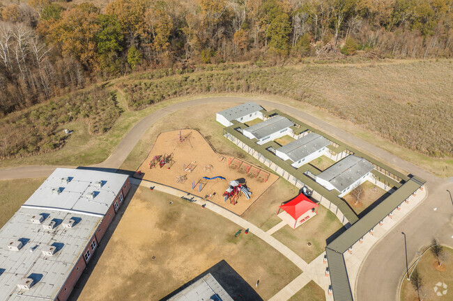 Northside Elementary School has a playground, offering recreation to its 723 students.