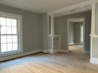18 Bowdoin St Unit 18 Bowdoin Apt2, Worcester, MA 01609