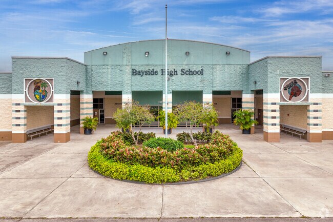 The large entrance to Bayside High School welcome students to class.