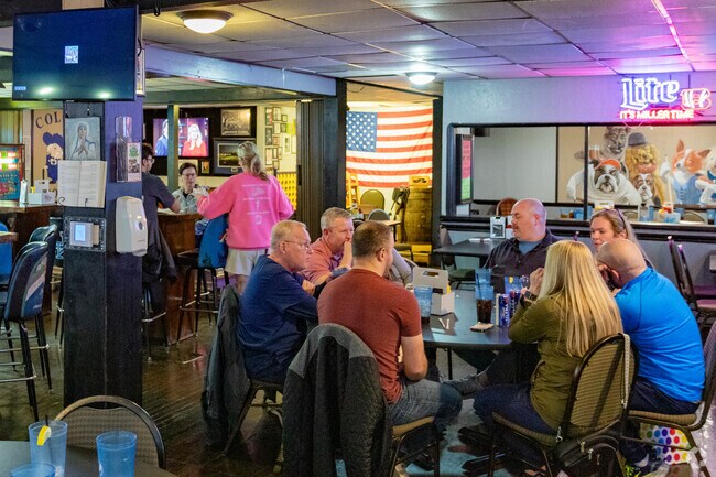 PeeWee's Place is a bar and grill near Villa Hills.