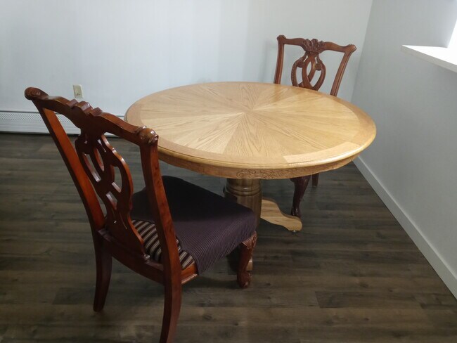 Kitchen table