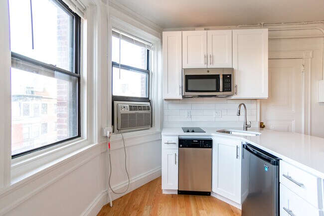 65 Saint Botolph St unit 515, Boston, MA 02116 - photo 3