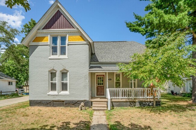 212 W Locust St unit A, Mount Pleasant, MI 48858 - photo 5