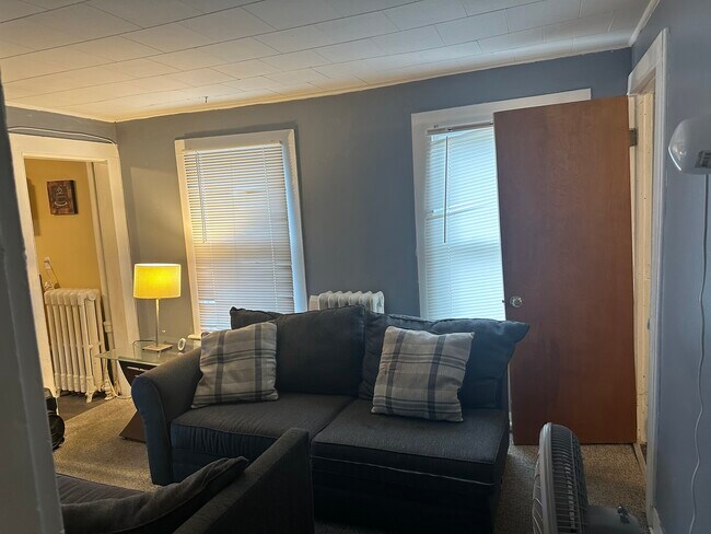 58 Tolland St unit B, East Hartford, CT 06108 - photo 7