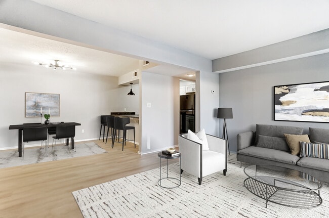 Coventry Court West Apartments, Fort Wayne, IN 46804 - photo 5