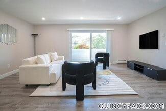 75 Presidential Dr Unit 4, Quincy, MA 02169