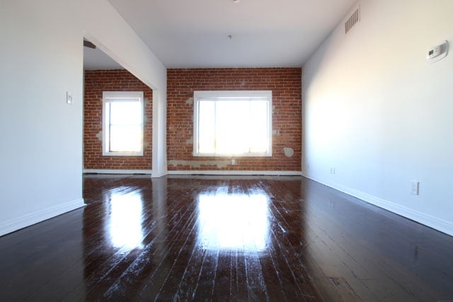 Burnside Villas Apartments...New York Style and Charm...CALL NOW!, Los Angeles, CA 90036 - photo 5