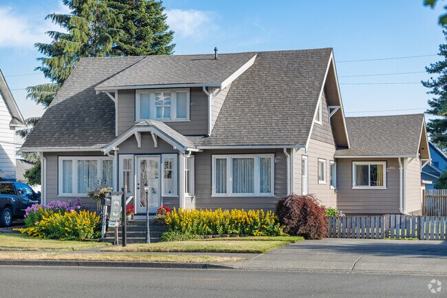 Larger, more recently built homes, are up for sale in Ontario, WA.