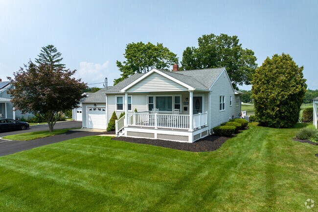 Small ranch-style houses are available in Branford.