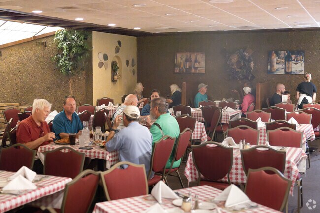 Stella’s Casa Capri has an old-school feel, with checkered tablecloths and a fountain inside.