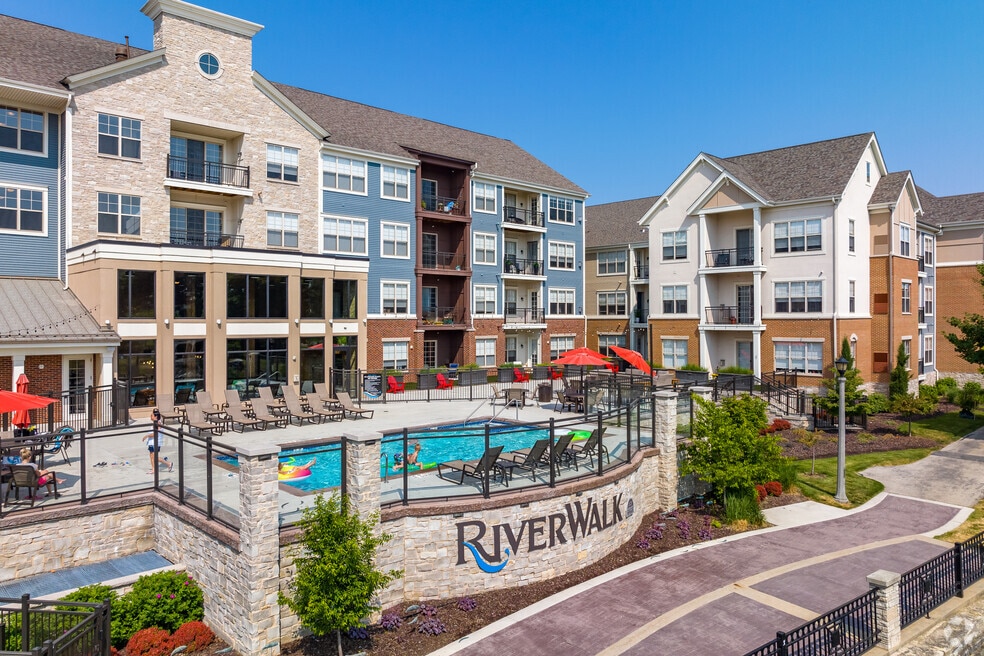 RiverWalk on the Falls, Menomonee Falls, WI 53051 - photo 1