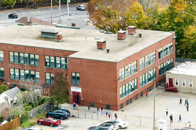 Thornton Elementary school is a welcoming and well ranked school for Thorton kids.