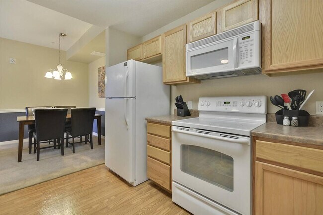 204 Illinois Dr unit ID1013085P, Fort Collins, CO 80525 - photo 3