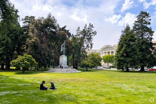 Panhandle Park sits adjacent to the Alamo Square neighborhood.