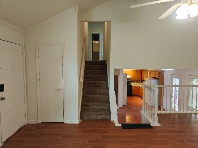 1125 Memory Ln, Lawrenceville, GA 30044 - photo 3