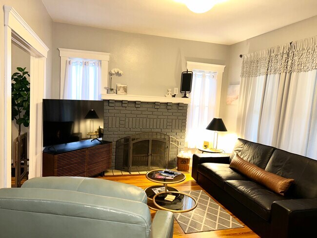 1039 Riviera St unit Riviera, Jacksonville, FL 32207 - photo 3