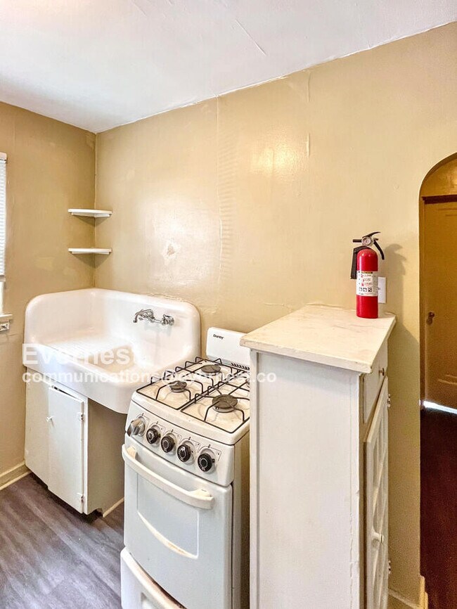 3812 Drexel Dr unit 1, Toledo, OH 43612 - photo 3