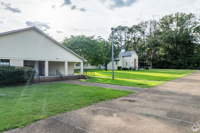 The school's facilities include modern classrooms and spaces for activities.