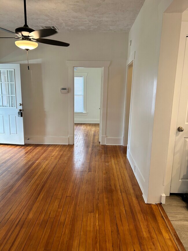 2443 4th Ave N unit House, Saint Petersburg, FL 33713 - photo 6