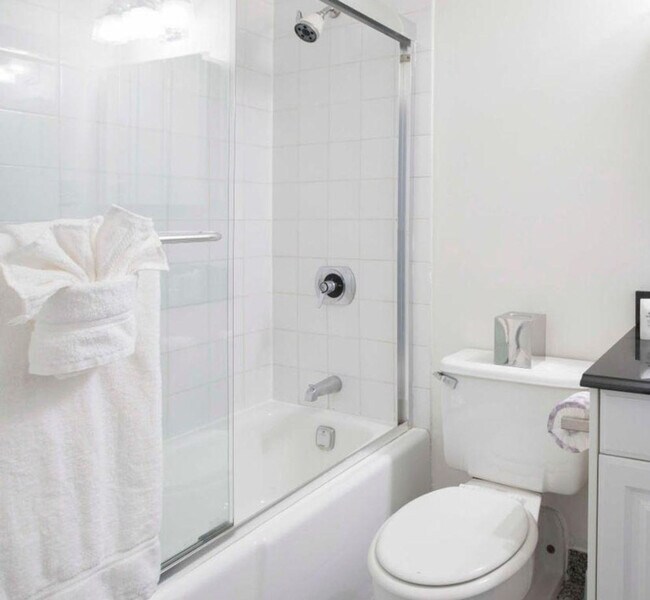 76179 7th Ave unit ID1363094P, New York, NY 10001 - photo 5