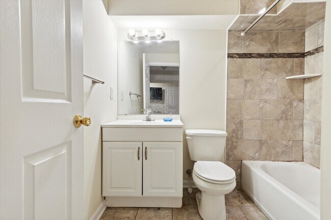 1519 N 16th St unit 13, Philadelphia, PA 19121 - photo 3