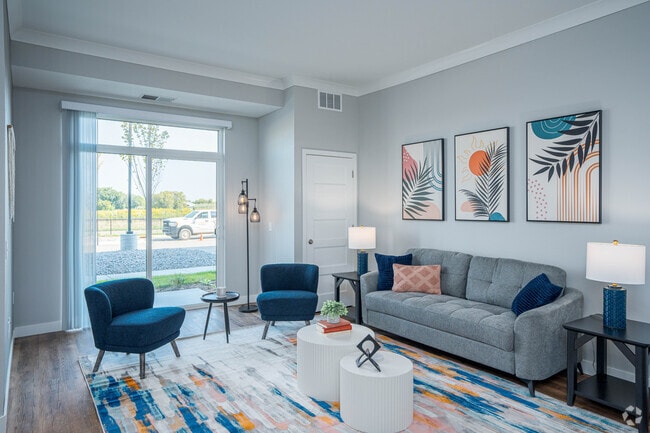 Ford - 1BR,1BA - 778SF - Living Room