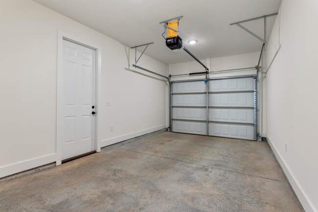 3236 Bottle Way unit 38789152, Auburn, AL 36830 - photo 4