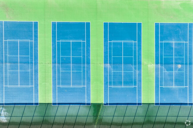 Over 40% of students are proficient in Reading or Math at Tartan High School.