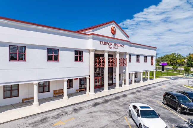 Tarpon Springs High School is centrally located in a great neighborhood.