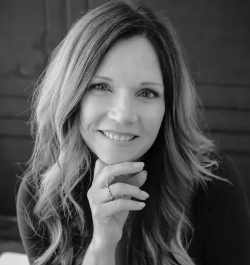 Julie Lynch