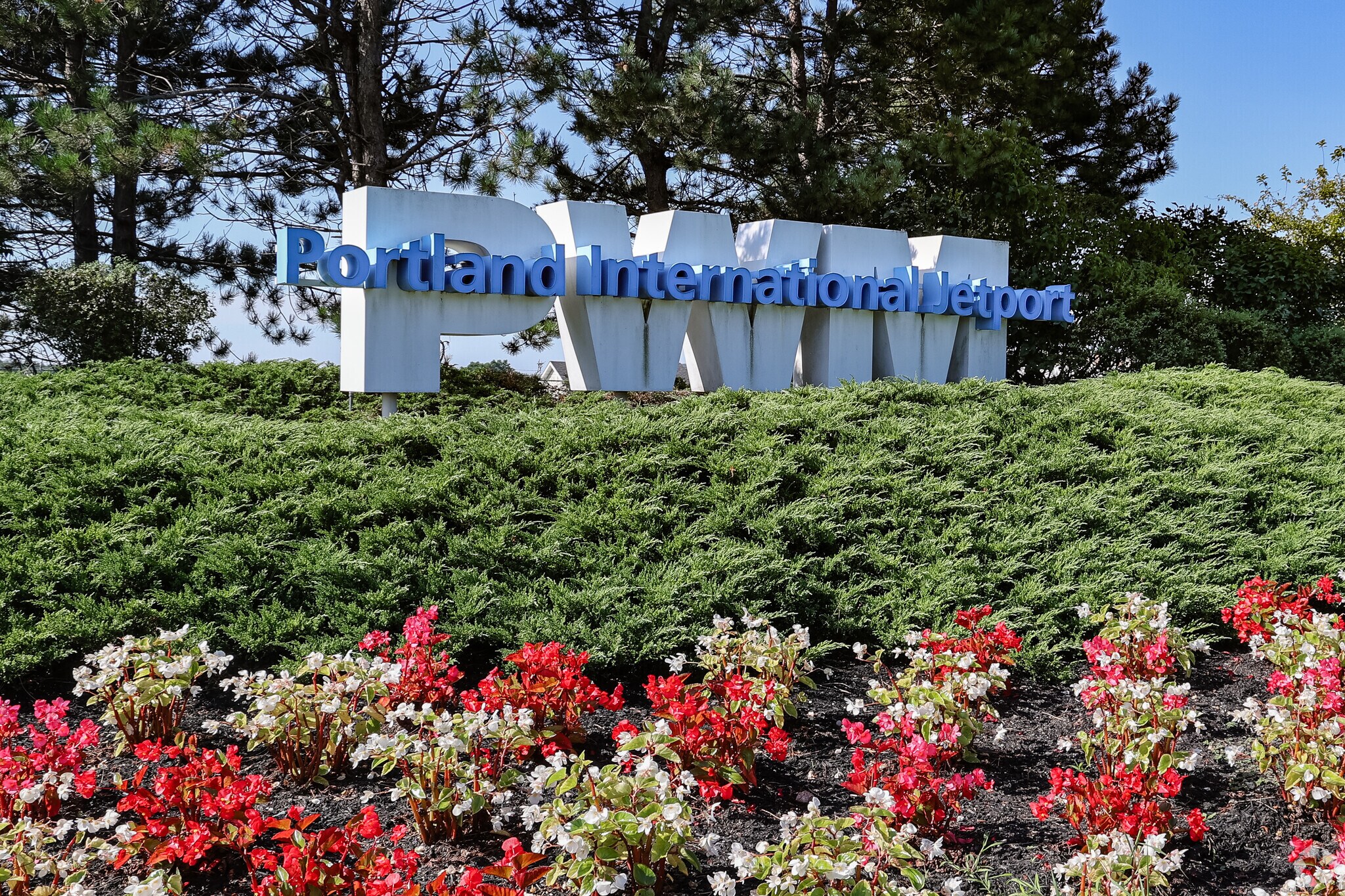 The Portland International Jetport is nearby Oakdale.