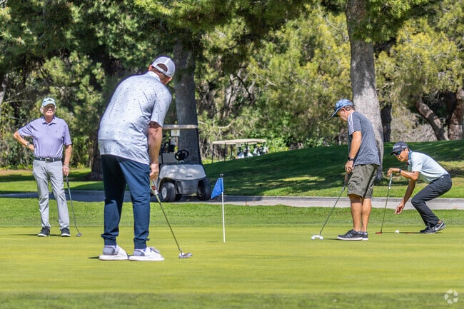 Willowick Golf Course in the heart of Santa Ana is just minutes from Shadow Run.