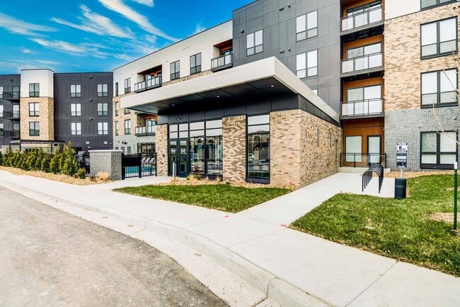 Darby at Briarcliff, Kansas City, MO 64116 - photo 7