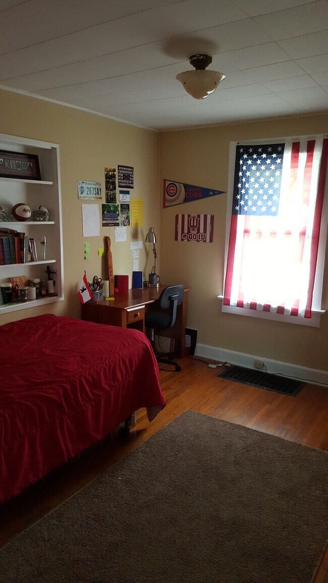1120 N Lincoln St, Bloomington, IN 47408 - photo 7
