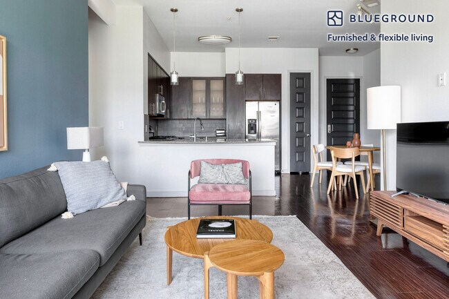 5550 Grosvenor Blvd unit FL4-ID1042, Los Angeles, CA 90066 - photo 3