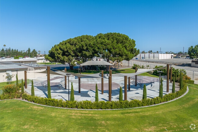 Hansen Elementary School has an outdoor theater with covered seating for students and guests.