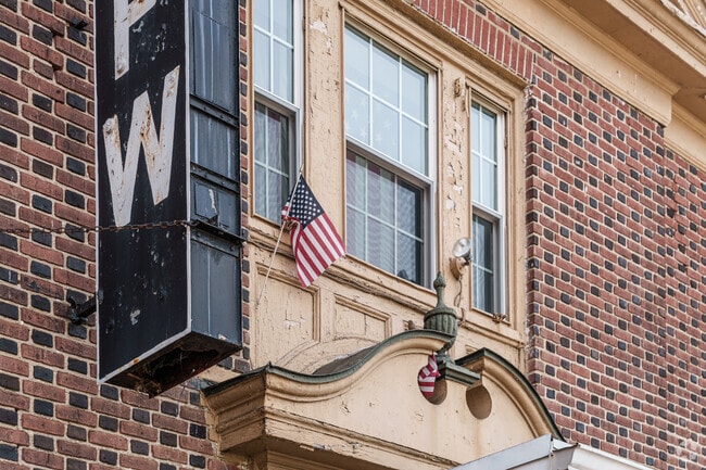 A VFW proudly displays American flags atop their Yeadon headquarters.