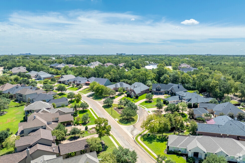 Traditions Country Club