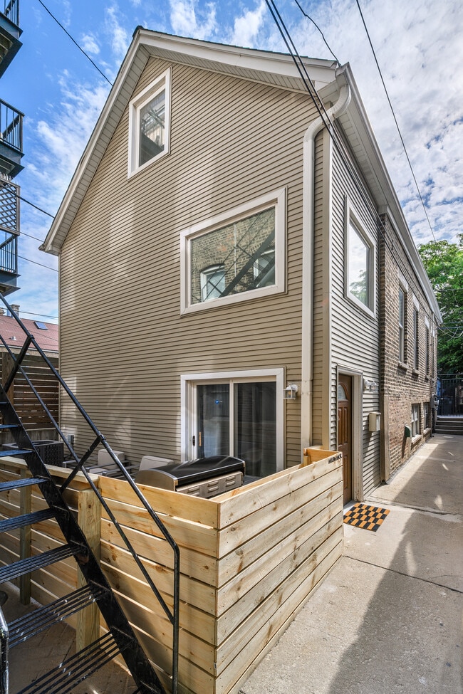 2029 N Damen Ave Unit CH, Chicago, IL 60647
