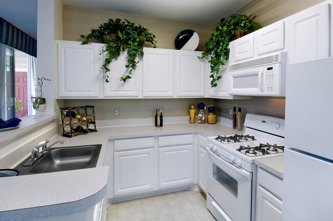 Avalon Russett, Laurel, MD 20724 - photo 7