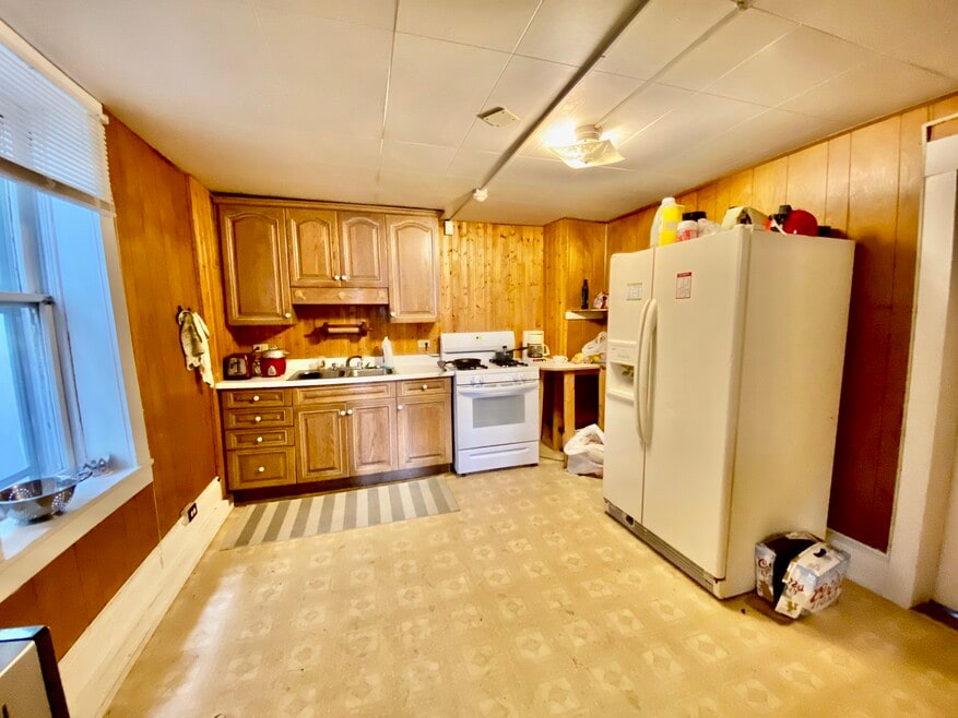 225 Jones Ave unit 2, Morgantown, WV 26505 - photo 1