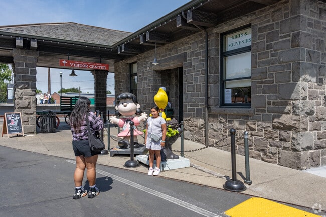 The Sonoma County Visitors Center is located in West End Santa Rosa.