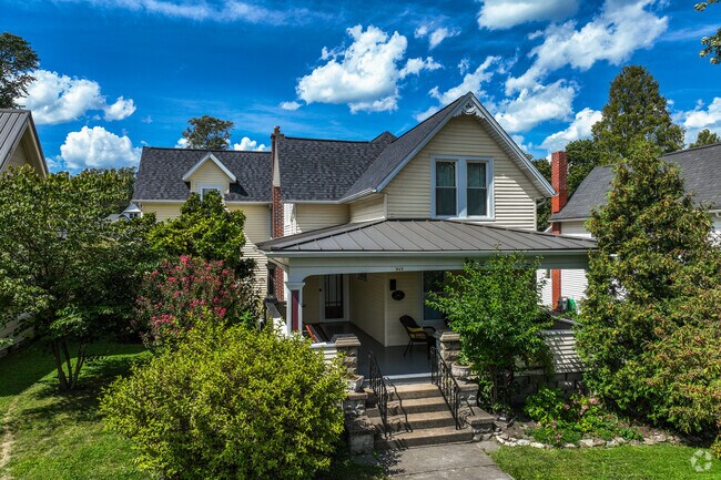 Huron is filled with multistory Victorian homes with pointed roofs and front porches.