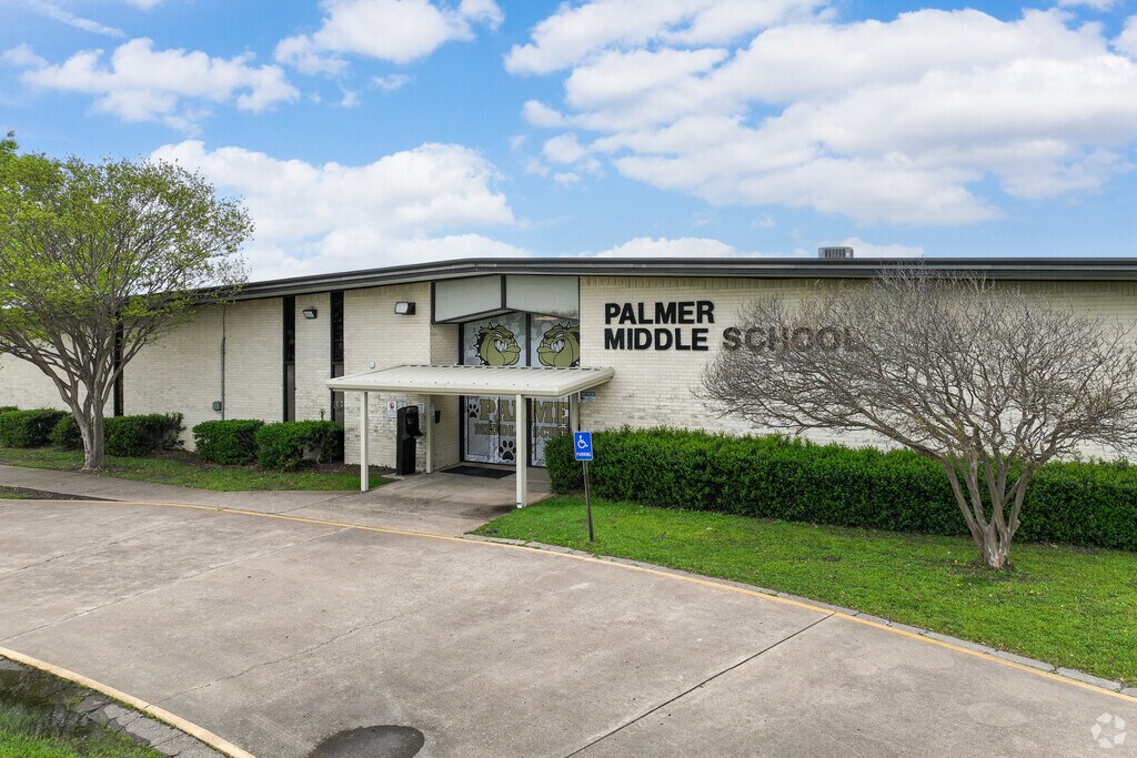 Palmer Middle School is a public school within Palmer, TX.