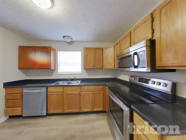 6230 Joshua Tree Place, Indianapolis, IN 46237 - photo 6