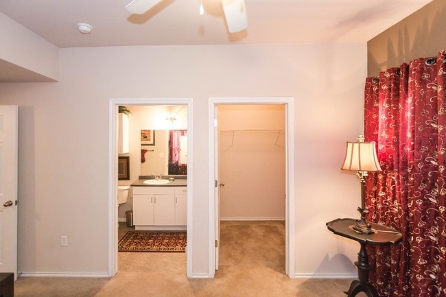 High Meadow Apartments, Durant, OK 74701 - photo 6